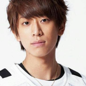 ジャニーズは先輩後輩でも「くん」で呼ぶ理由は例の人がブチ切れたから？