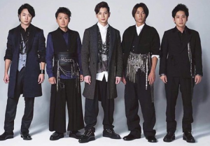 嵐コンサートの中で生歌口パクの疑いにファンが反対!
