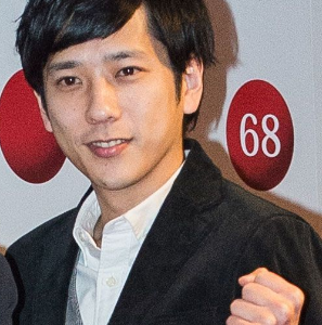二宮和也が伊藤綾子と「婚前旅行」!嵐の新たな旅立ちか!?