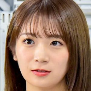 秋元真夏が欅坂46菅井友香と日向坂46佐々木久美と怪しい対談!?