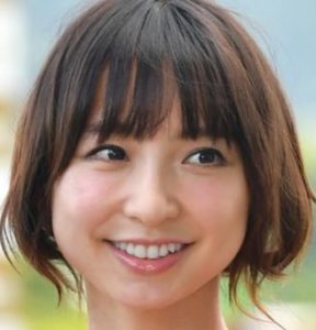 篠田麻里子のとある話題でグループ卒業後は生き残りが必死!?